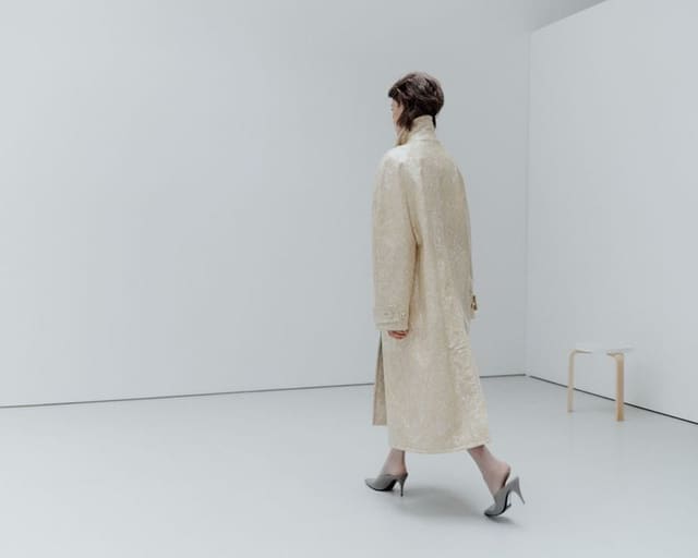 Frio Urbano by Josh Carr-Hummerston — Marie Claire Mexico