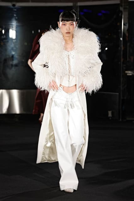 Kim Shui F/W 26 Show — Kim Shui