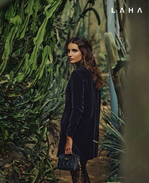 Elegant and feminine looks from Dior for...