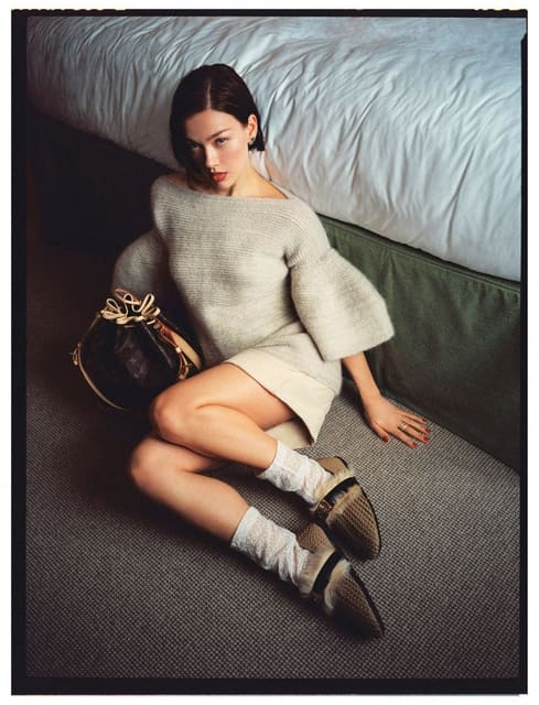 Jess Alexander — Wonderland Magazine