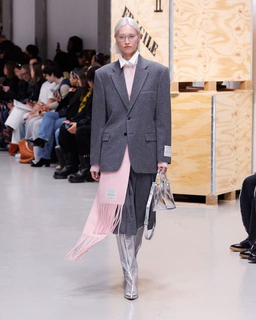 KIMHĒKIM F/W 26 Show — KIMHĒKIM