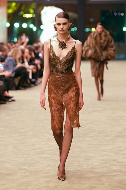 Saint Laurent Winter 26 Show — Saint Laurent