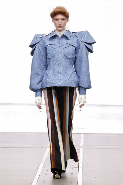 Anrealage F/W 26 Show — Anrealage