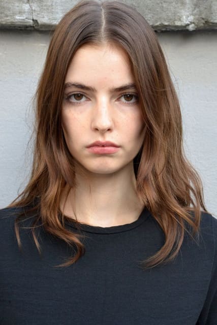 Mia Harcourt
