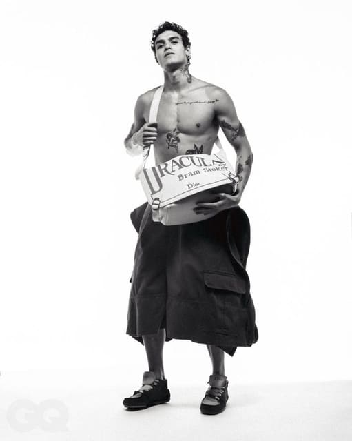 Between the skin & the structure — GQ Turkey