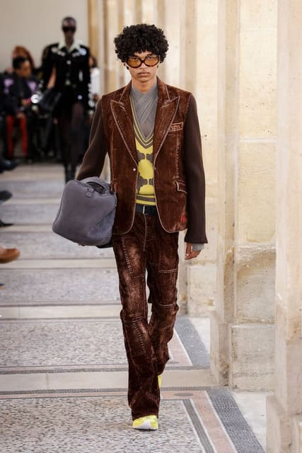 Off-White F/W 26 Show — Off-White
