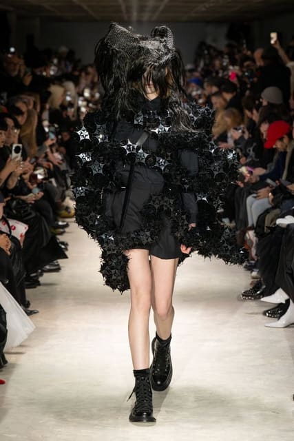 Noir Kei Ninomiya F/W 26 Show — Noir Kei Ninomiya
