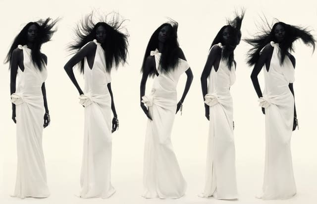 Queen of Earth — Silhouette Magazine