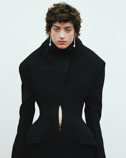 Photography Estevez and Belluso — Exhibition Magazine
