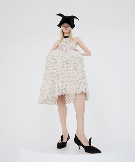 SENSE AND SENSIBILITY - Dior Special — T Magazine China