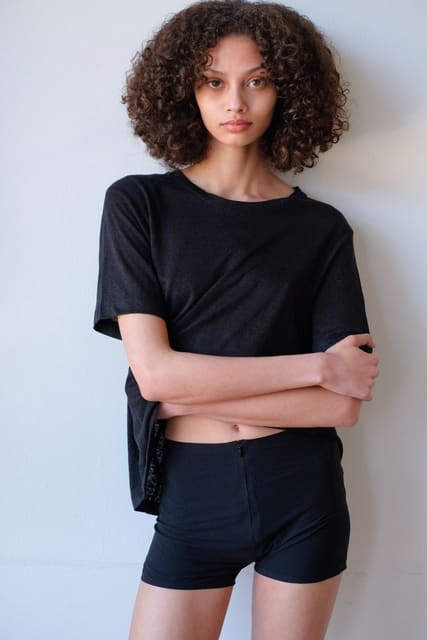 Enya Davis