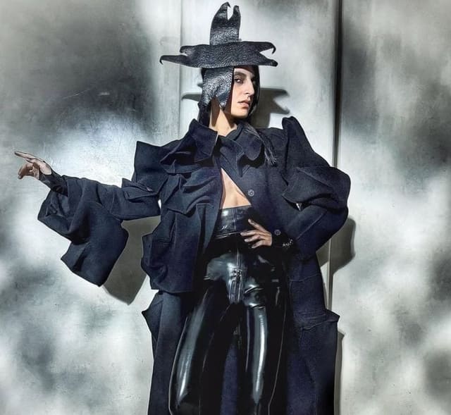 Yohji Yamamoto Special by Karl Plewka