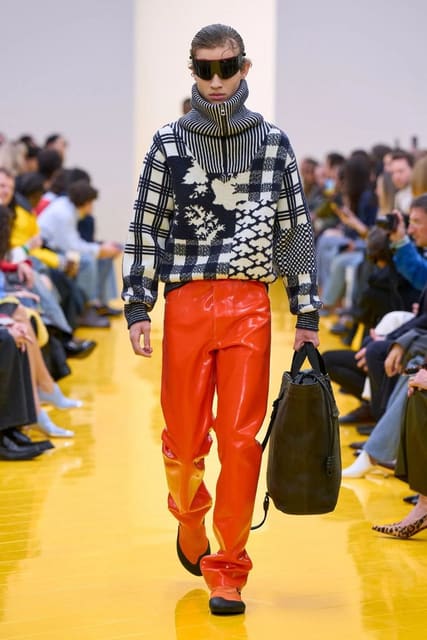 Loewe F/W 26 Show — Loewe