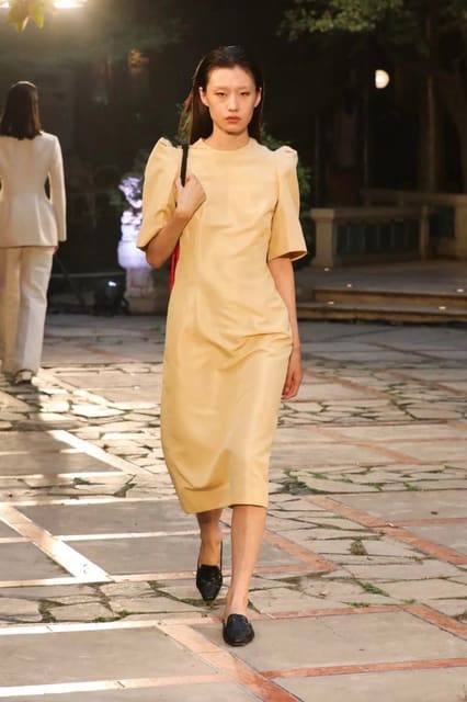 SAMUEL GUI YANG S/S 20 Show — SAMUEL GUI YANG