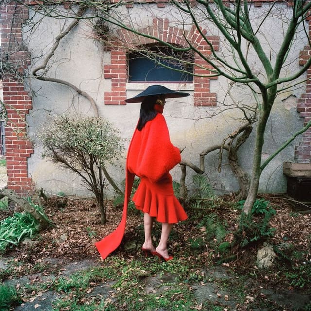 Huis Clos — Harper's Bazaar France
