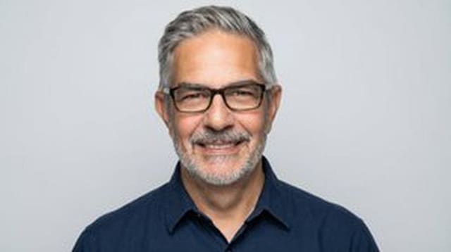 Nestor Correa