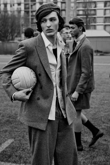 SOCCER FIELD — L'Officiel Hommes Italia