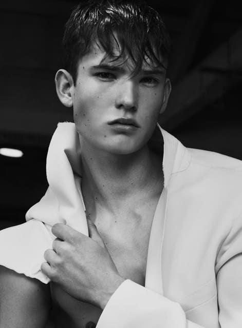 Felix Riess — 5
