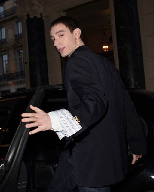 Cesar with Theodore Pellerin and Ji-Min ... — Loewe