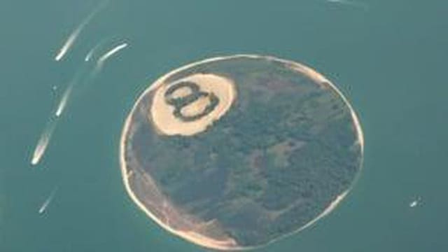 Stüssy 8 Ball Island — Stüssy