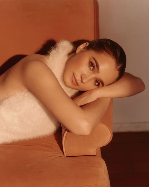 Haley Lu Richardson in conversation with Emilia Clarke — Grumpy Magazine