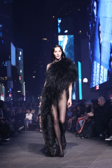 Gucci Cruise 2027 Show New York — Gucci