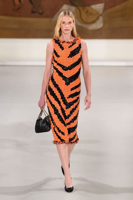 Chanel Métiers d'art 2026 Reprise Show S... — Chanel