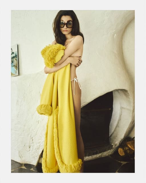DE CORPS ET D’ESPRIT — Harper's Bazaar France