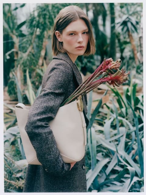 Anna Viksoe — 6