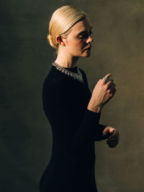 Elle Fanning at the 83rd Golden Globe Aw... — Cartier