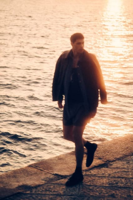 Mediterranean Man — Elle Slovenia