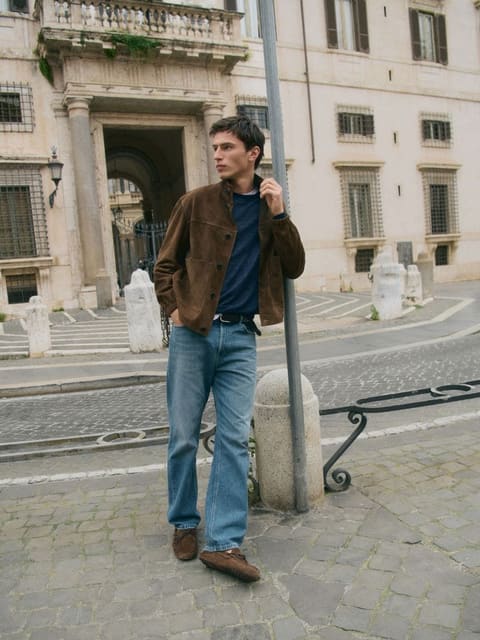 Urban Reverie/An Eternal backdrop, a cur... — Massimo Dutti