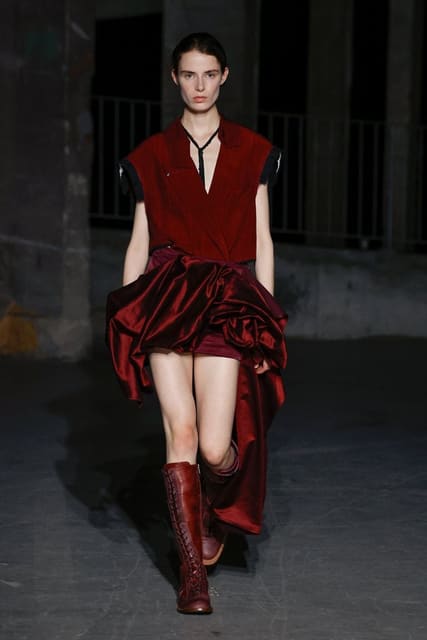 Songzio S/S 27 Show — Songzio