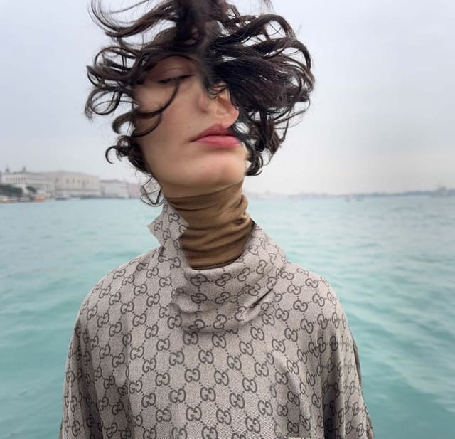 SIHANA (DAS MODEL) — Middle Plane Magazine
