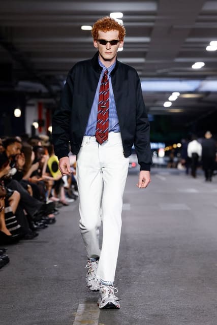 Vetements S/S 27 Show — Vetements