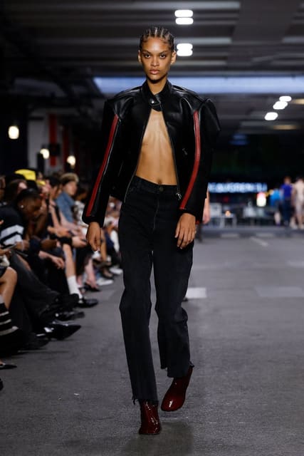 Vetements S/S 27 Show — Vetements