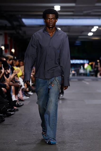 Vetements S/S 27 Show — Vetements