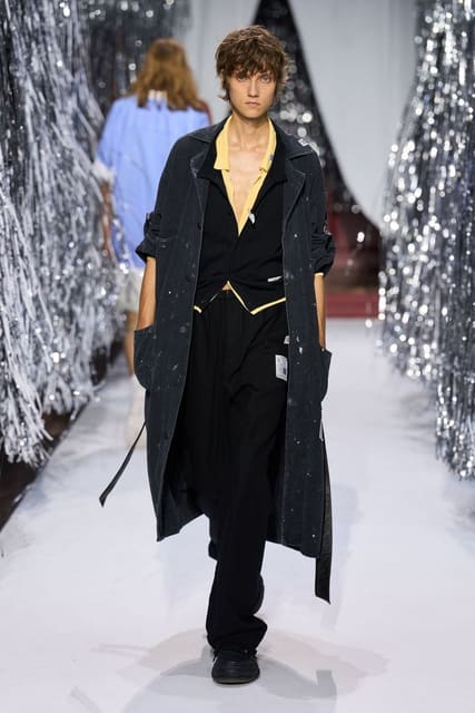 Maison Mihara Yasuhiro S/S 27 Show — Mihara Yasuhiro