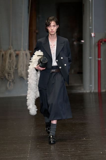 Simone Rocha S/S 27 Men's Show Florence — Simone Rocha