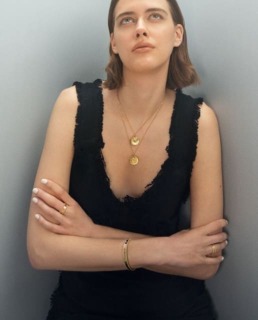 Van Cleef & Arpels' personal jewelry and... — Harper's Bazaar Japan