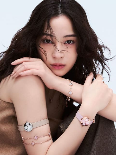Louis Vuitton × ELLE JAPON × SUZU HIROSE — Elle Japan