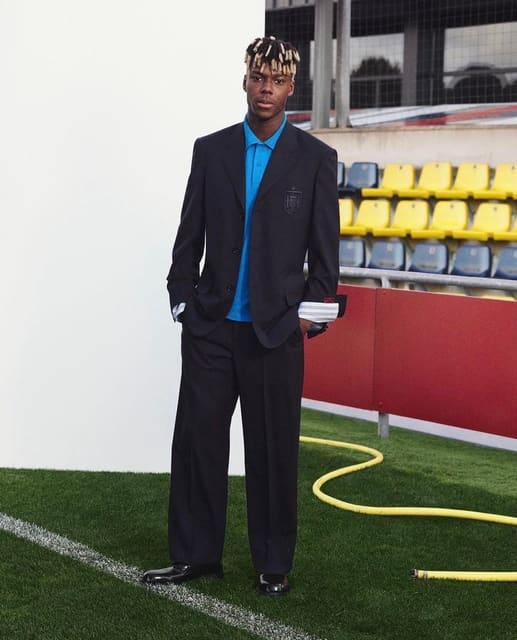LOEWE dresses Spain’s national football teams — Loewe