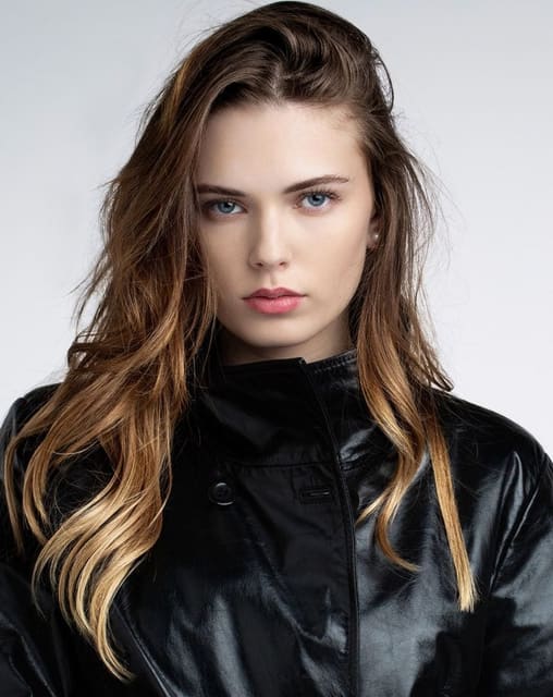 Gloria Dinov