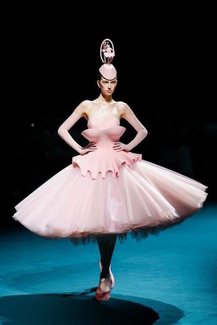 Robert Wun Haute Couture Fall 2026 Show — Robert Wun