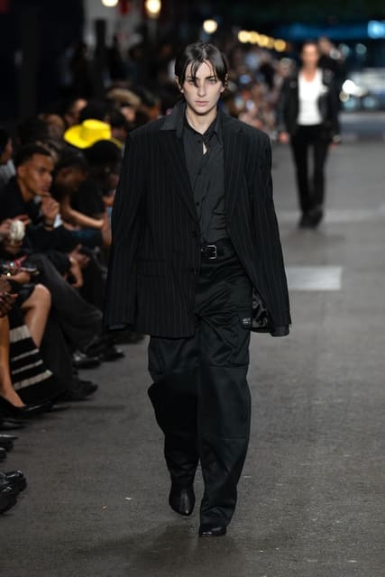 Vetements S/S 27 Show — Vetements