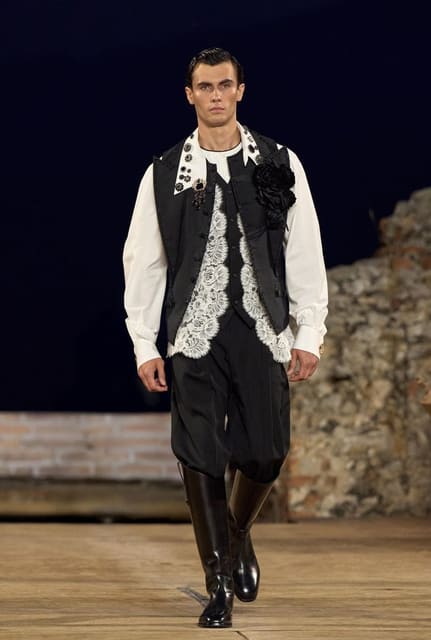Dolce & Gabbana Alta Sartoria 2026 Show ... — Dolce & Gabbana