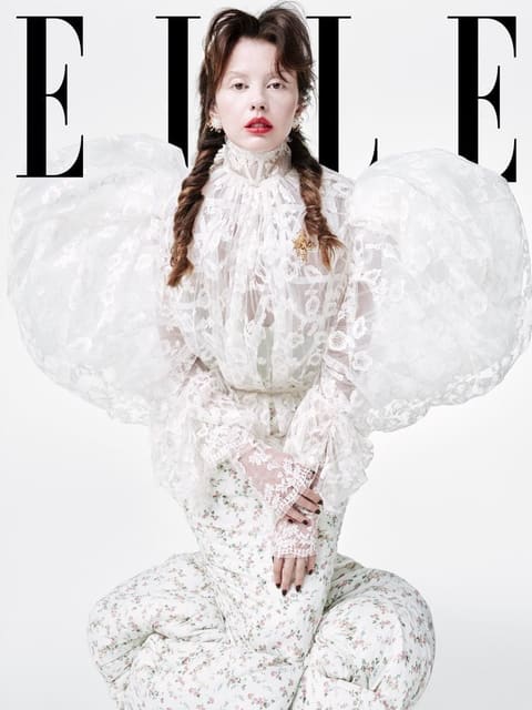 The Many Faces Of Mia — Elle U.S.