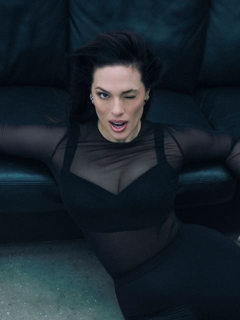 Ashley Graham — Elle Spain