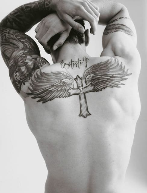 On the go — L'Officiel Hommes Italia
