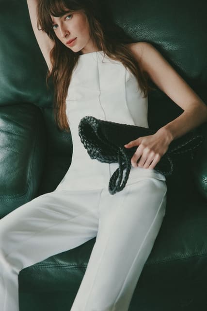 QUIET FORM - WOMAN COLLECTION — LEFTIES
